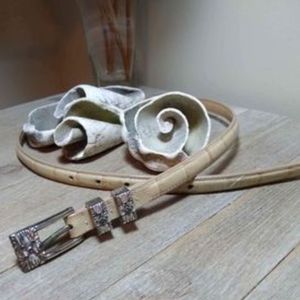 Brighton belt. Vintage. Women's. Cream. Silver buckle. Leather